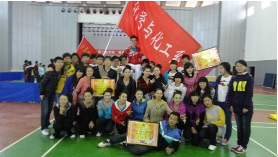 http://www1.tit.edu.cn/4x/upload/201304/2013041908531646.jpg